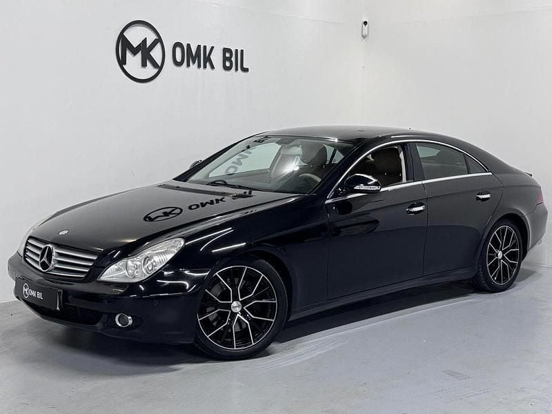 Svart Begagnad 2005 Mercedes CLS350 Sportkupé | 69 900 kr (Marknadspris) - Bild 1/4
