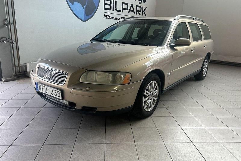 Brun Begagnad 2004 Volvo V70 Business Edition Kombi | 39 900 kr (Lite dyr) - Bild 1/2