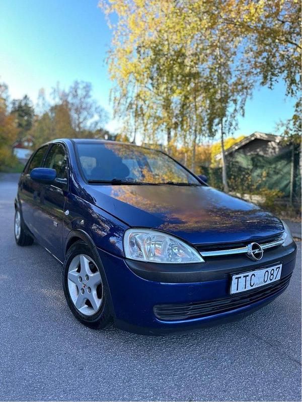 Blå Begagnad 2003 Opel Corsa Njoy Halvkombi | 15 900 kr (Bra pris) - Bild 1/4