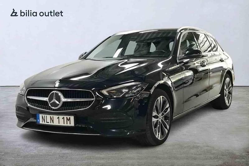 Svart Begagnad 2022 Mercedes C300e Kombi | 344 900 kr (Bra pris) - Bild 1/1