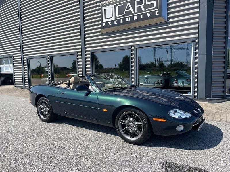 Mörkgrön Begagnad 2001 Jaguar XK Cab | 157 500 kr - Bild 1/4