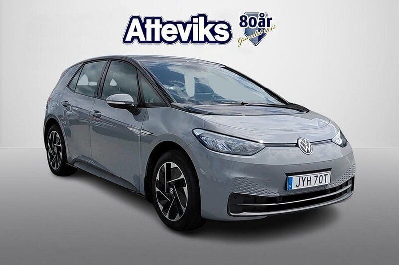 Grå Begagnad 2022 VW ID.3 Pro Performance Halvkombi | 249 900 kr (Bra pris) - Bild 1/4