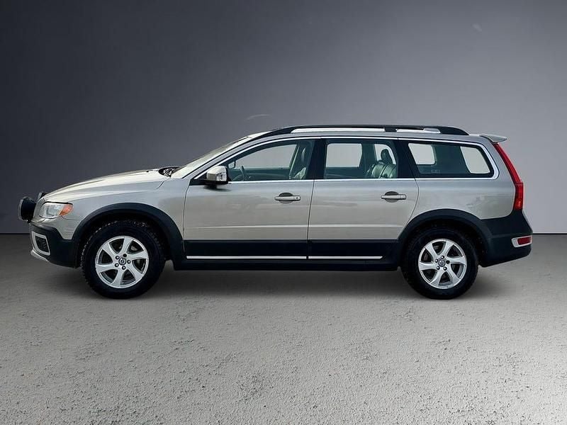 Begagnad Volvo XC70 Summum 185 HK (136 kW) 2008 Brun Kombi