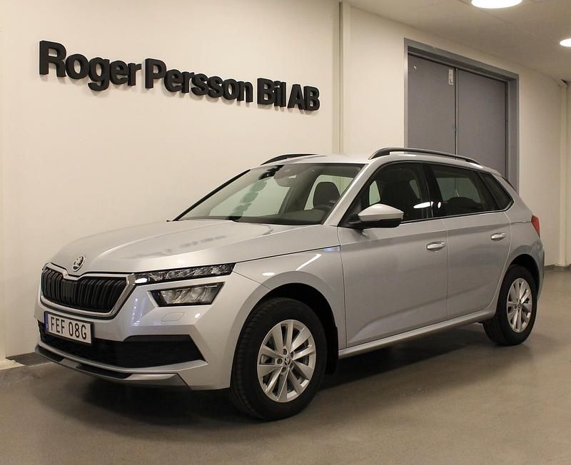 Silver Begagnad 2023 Skoda Kamiq SUV | 229 000 kr (Marknadspris) - Bild 1/4
