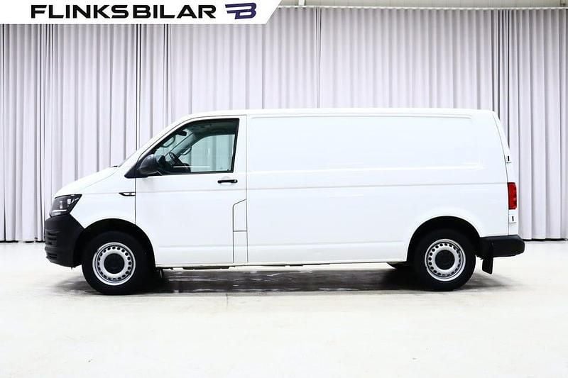 Vit Begagnad 2018 VW T6 Van | 169 900 kr (Bra pris) - Bild 1/4