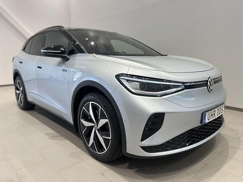 Silver (scale silver metallic bla) Begagnad 2023 VW ID.4 GTX SUV | 409 900 kr (Superpris) - Bild 1/4