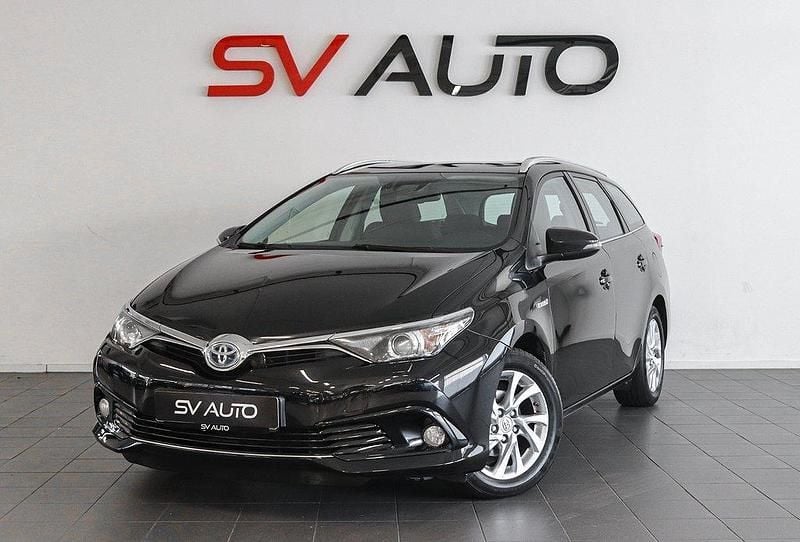 Svart Begagnad 2016 Toyota Auris Touring Sports Business Edition Kombi | 159 900 kr (Marknadspris) - Bild 1/4