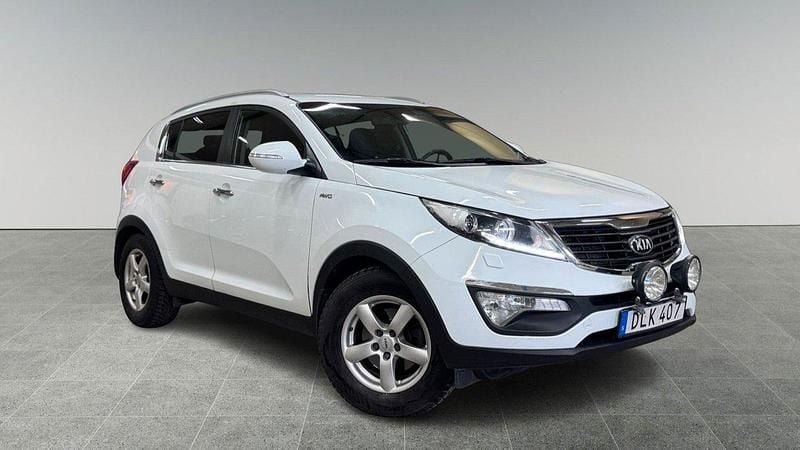 Vit Begagnad 2013 Kia Sportage EX SUV | 89 900 kr (Marknadspris) - Bild 1/4