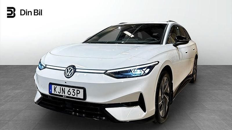 Vit Begagnad 2024 VW ID.7 Pro Kombi | 519 900 kr (Marknadspris) - Bild 1/4