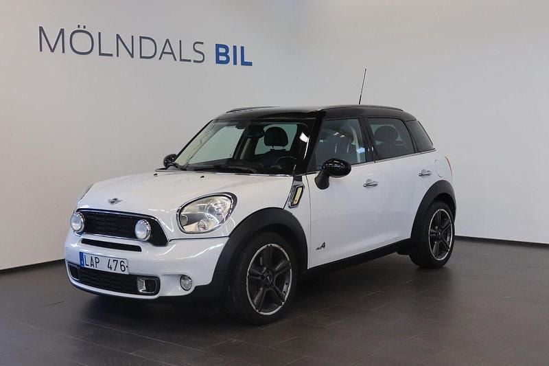 Vit Begagnad 2010 Mini Cooper S Countryman SUV | 109 900 kr (Marknadspris) - Bild 1/4