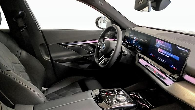 Begagnad BMW 530e M Sport 299 HK (219 kW) 2025 Kombi