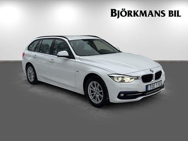 Begagnad BMW 320 Sport Line 190 HK (139 kW) 2017 Vit Kombi
