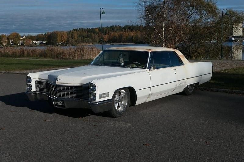 Begagnad Cadillac Coupé DeVille 345 HK (253 kW) 1966 Vit Sportkupé