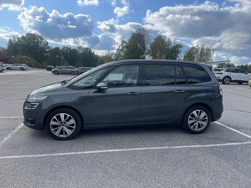 Grå Begagnad 2014 Citroën Grand C4 Picasso Minibuss | 95 000 kr (Bra pris) - Bild 1/4