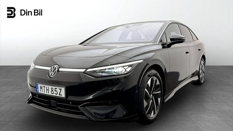 Svart Begagnad 2024 VW ID.7 Pro Halvkombi | 539 900 kr (Marknadspris) - Bild 1/4