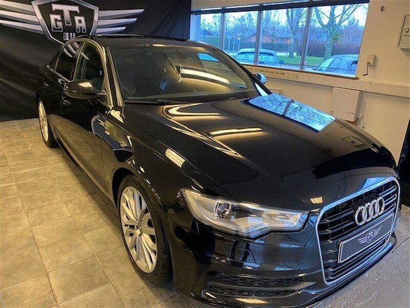 Begagnad Audi A6 S-Line 180 HK (132 kW) 2011 Svart Sedan