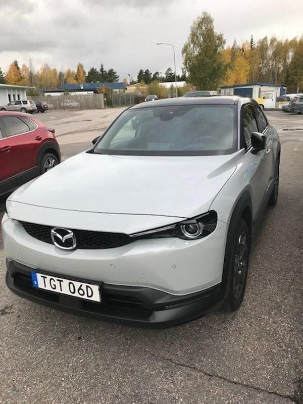 Begagnad Mazda MX30 Edition 105 kW (143 HK) 2020 Vit SUV