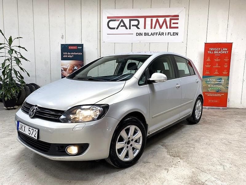 Ljusbrun Begagnad 2010 VW Golf VI Halvkombi | 45 900 kr (Marknadspris) - Bild 1/4