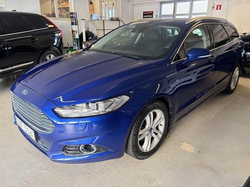 Blå Begagnad 2017 Ford Mondeo Business Edition Kombi | 119 000 kr (Bra pris) - Bild 1/4