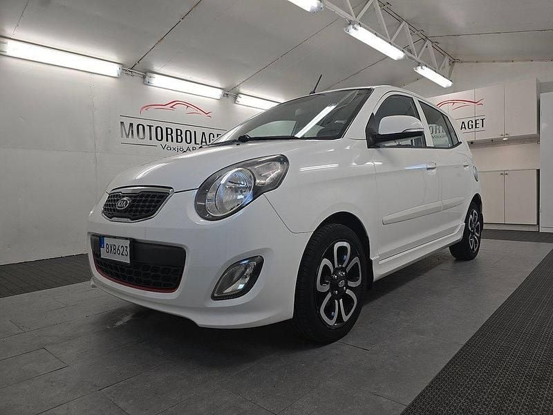 Vit Begagnad 2010 Kia Picanto Halvkombi | 32 500 kr (Marknadspris) - Bild 1/4