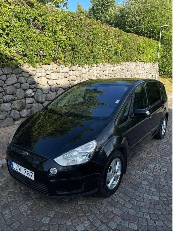Svart Begagnad 2009 Ford S-MAX S Minibuss | 39 990 kr (Marknadspris) - Bild 1/4