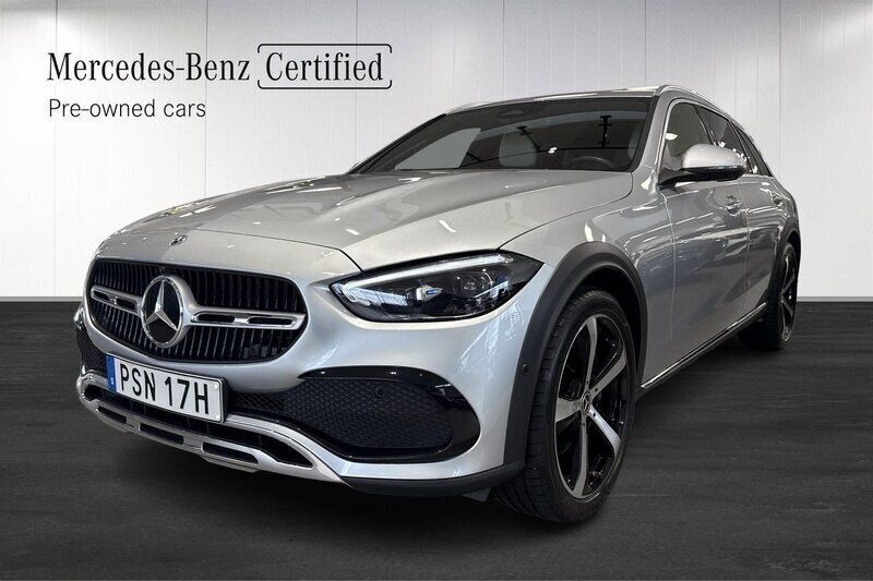 Silver Begagnad 2023 Mercedes C220 Kombi | 549 000 kr (Lite dyr) - Bild 1/4
