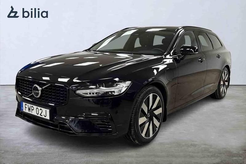 Svart Begagnad 2025 Volvo V90 Kombi | 469 900 kr (Marknadspris) - Bild 1/1