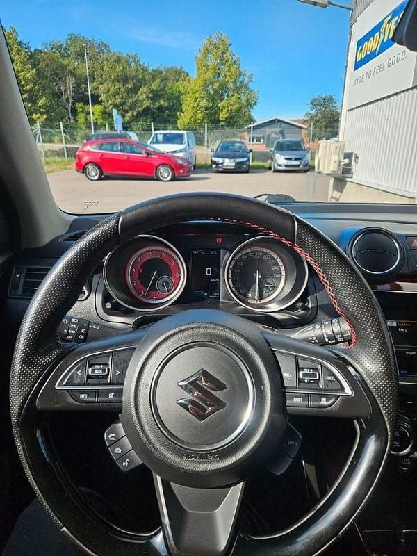 Begagnad Suzuki Swift Sport 130 HK (95 kW) 2020 Vit Halvkombi