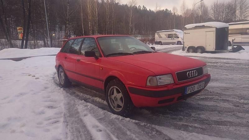 Begagnad Audi 80 115 HK (84 kW) 1994 Laserröd, röd, Kombi