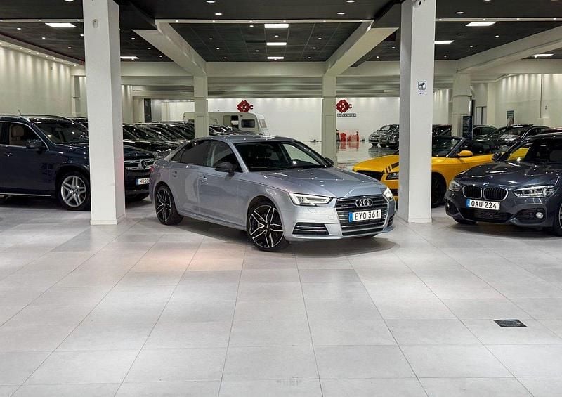 Silver Begagnad 2016 Audi A4 Black Edition Sedan | 186 900 kr (Marknadspris) - Bild 1/4