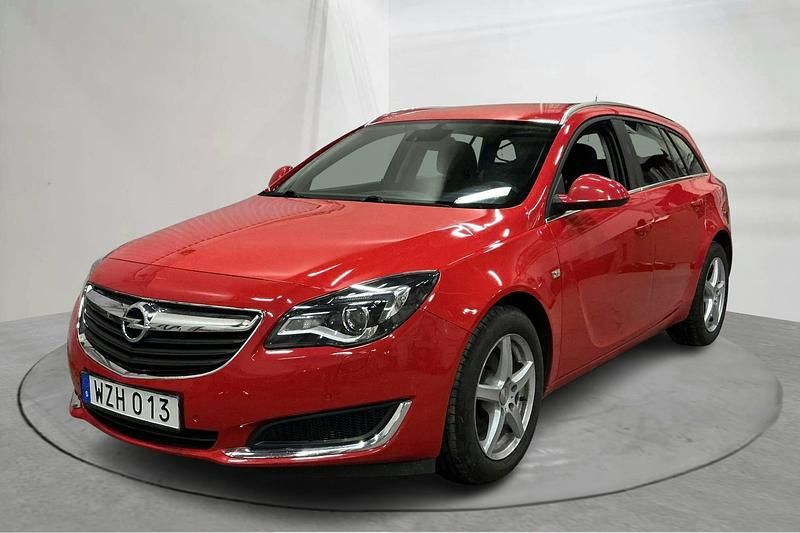 Röd Begagnad 2016 Opel Insignia Kombi | 85 000 kr (Marknadspris) - Bild 1/4