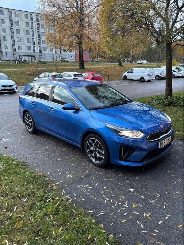 Blå Begagnad 2020 Kia Ceed Sportswagon Kombi | 185 000 kr (Bra pris) - Bild 1/4