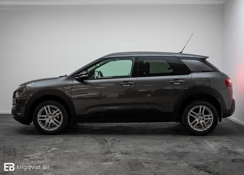 Begagnad Citroën C4 Cactus Shine 120 HK (88 kW) 2019 Grå Halvkombi