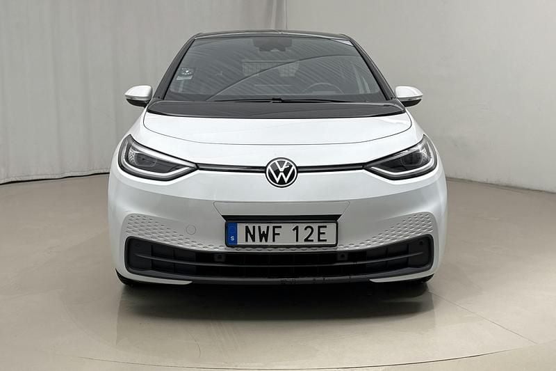 Begagnad VW ID.3 Comfortline 150 kW (204 HK) 2023 Vit Halvkombi