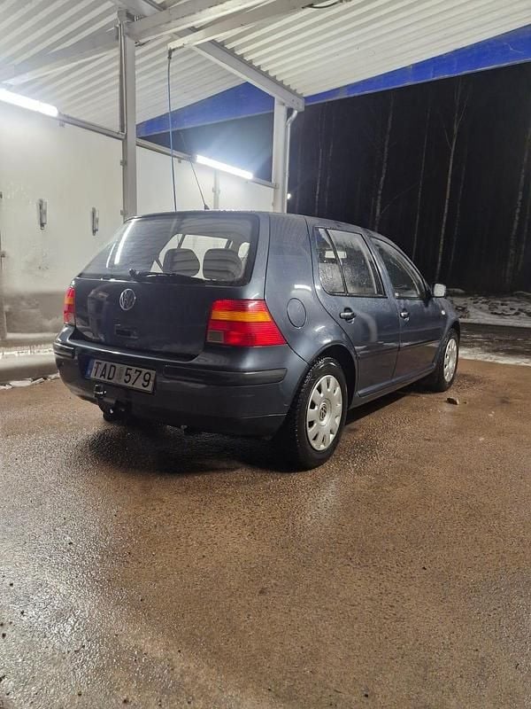 Begagnad VW Golf IV 105 HK (77 kW) 2002
