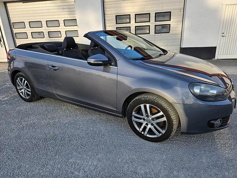 Begagnad VW Golf Cabriolet 105 HK (77 kW) 2012 Grå Cab