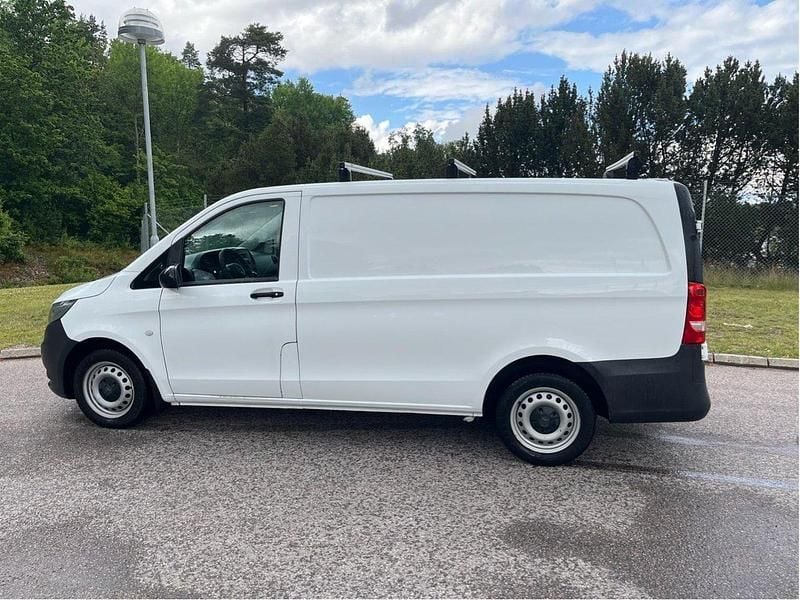 Vit Begagnad 2016 Mercedes Vito Minibuss | 90 000 kr (Bra pris) - Bild 1/4