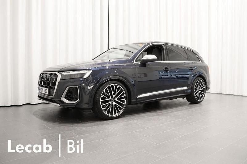 Blå (waitomoblå metallic) Begagnad 2025 Audi SQ7 S-Line SUV | 1 149 500 kr (Bra pris) - Bild 1/4