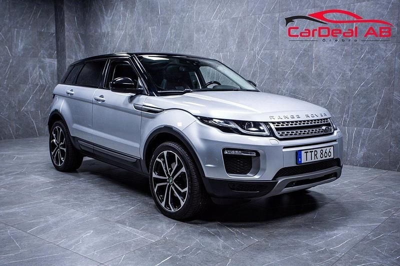 Grå Begagnad 2017 Land Rover Range Rover evoque SE SUV | 199 800 kr (Marknadspris) - Bild 1/4