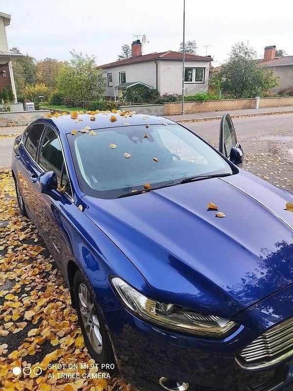 Blå Begagnad 2015 Ford Mondeo Titanium Sedan | 120 000 kr (Bra pris) - Bild 1/4