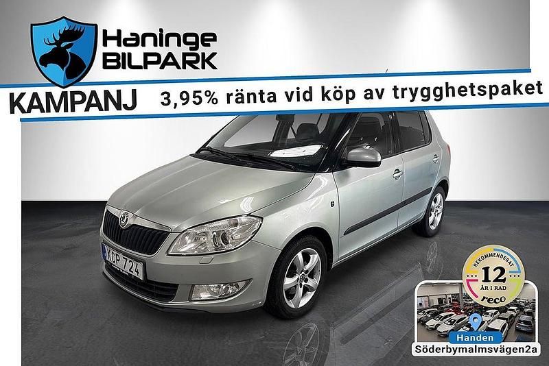 Begagnad Skoda Fabia Elegance 70 HK (51 kW) 2011 Grön Halvkombi