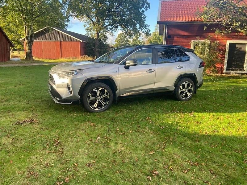 Begagnad 2020 Toyota RAV4 | 280 000 kr (Lite dyr) - Bild 1/2