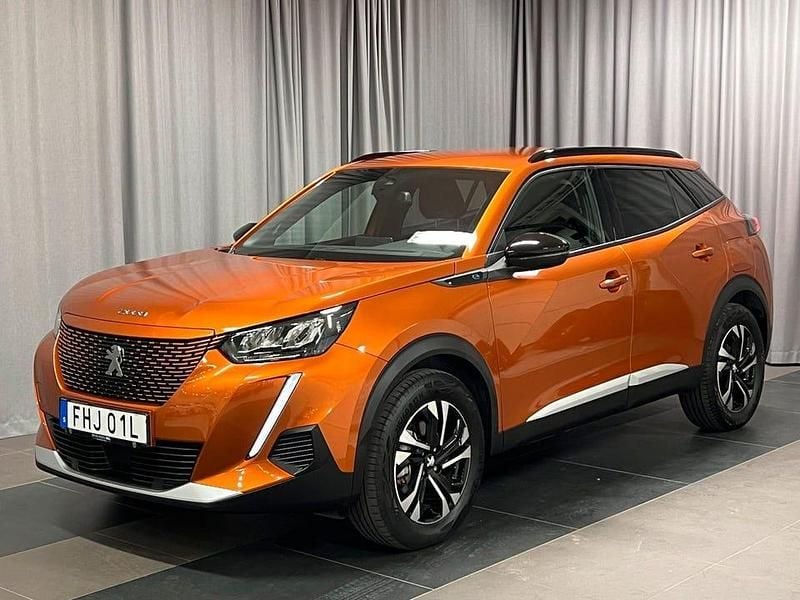 Begagnad Peugeot e-2008 Allure 100 kW (136 HK) 2022 Orange SUV
