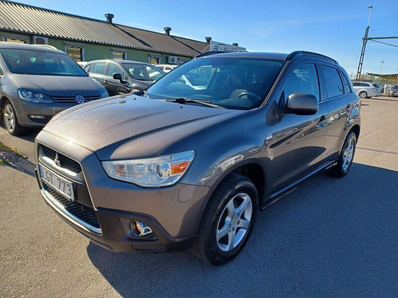 Brun Begagnad 2011 Mitsubishi ASX SUV | 59 900 kr (Marknadspris) - Bild 1/4