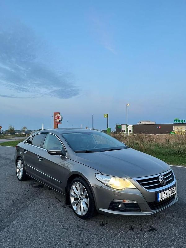 Begagnad VW Passat 170 HK (125 kW) 2011