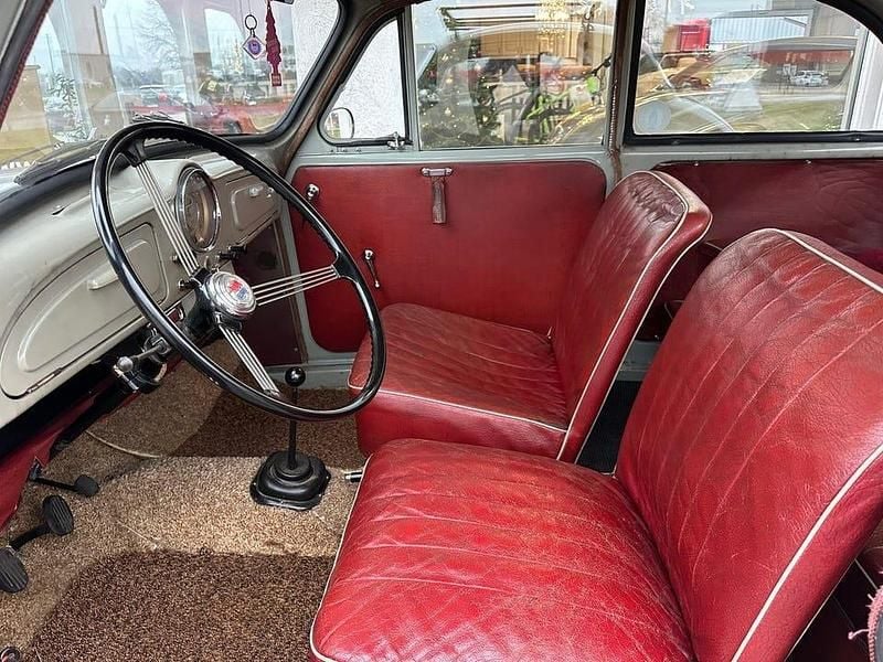 Begagnad Morris Minor 38 HK (27 kW) 1958 Grå Sedan