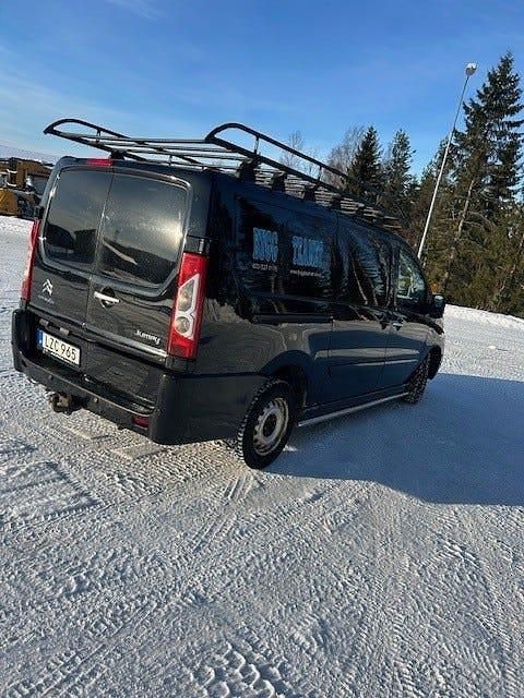 Begagnad Citroën Jumpy 163 HK (119 kW) 2016 Minibuss