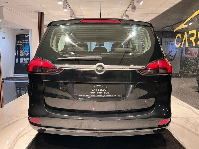 Begagnad Opel Zafira Tourer Enjoy 136 HK (100 kW) 2014 Svart Minibuss