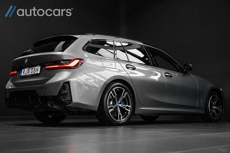 Begagnad BMW 330 M Sport 292 HK (214 kW) 2023 Grå Kombi