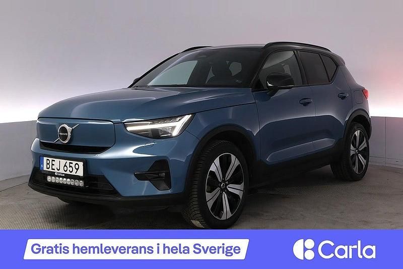 Blå Begagnad 2022 Volvo XC40 Plus SUV | 291 990 kr - Bild 1/4